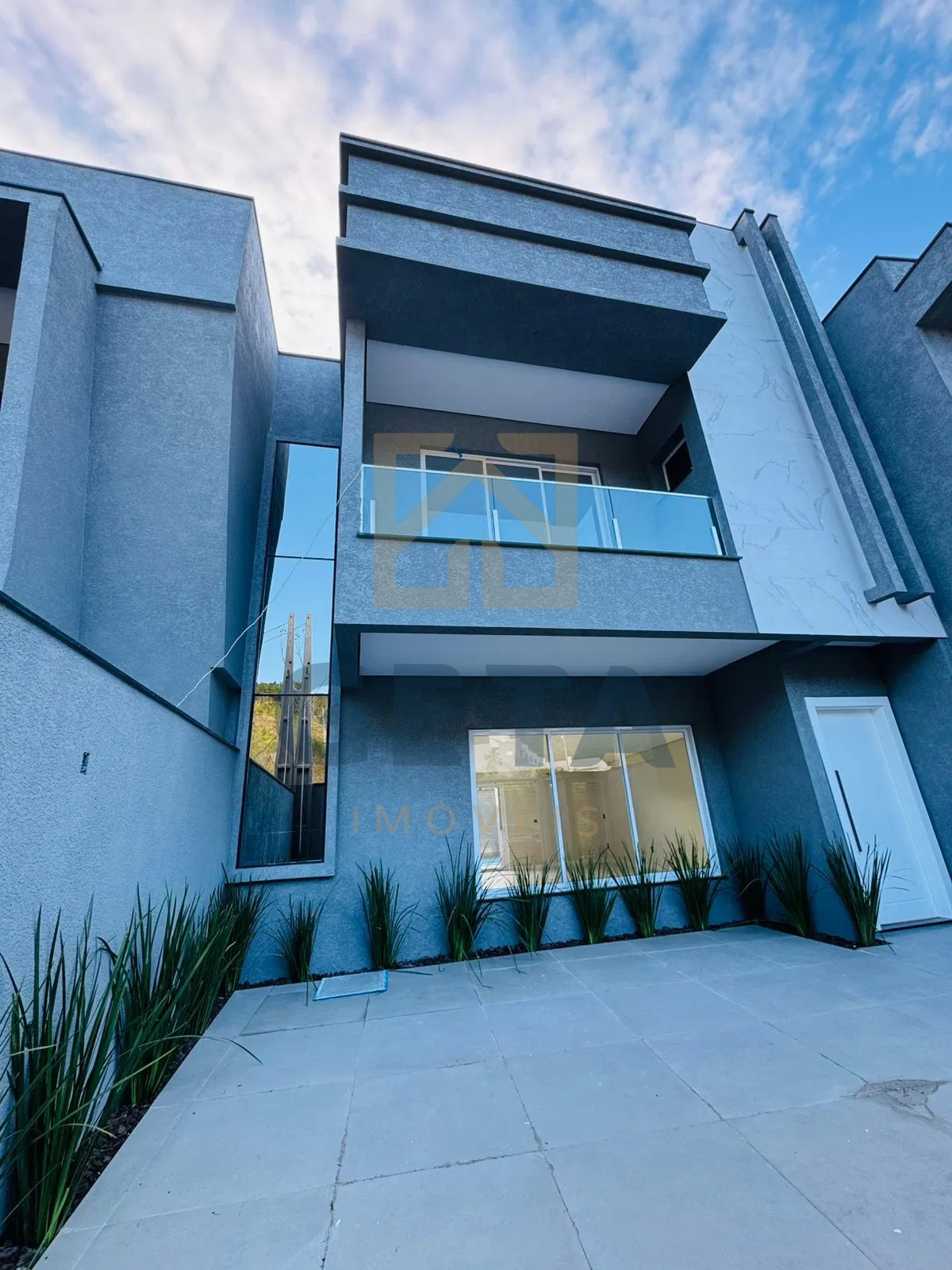 Casa, 3 quartos, 164 m² - Foto 1