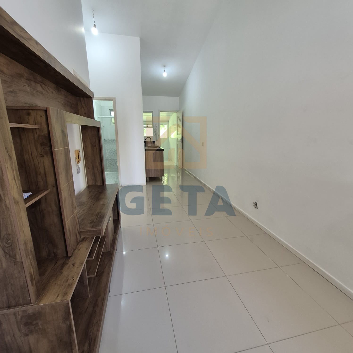 Casa, 2 quartos, 48 m² - Foto 2