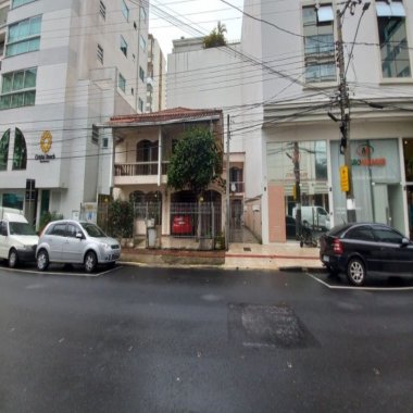 Excelente oportunidade de investimento no Centro de Balneário Camboriú! Excelente oportunidade de investimento no Centro de Balneário Camboriú!