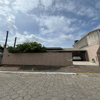 Casa 4 quartos para Venda no bairro Santa Regina em Camboriú Casa 4 quartos para Venda no bairro Santa Regina em Camboriú